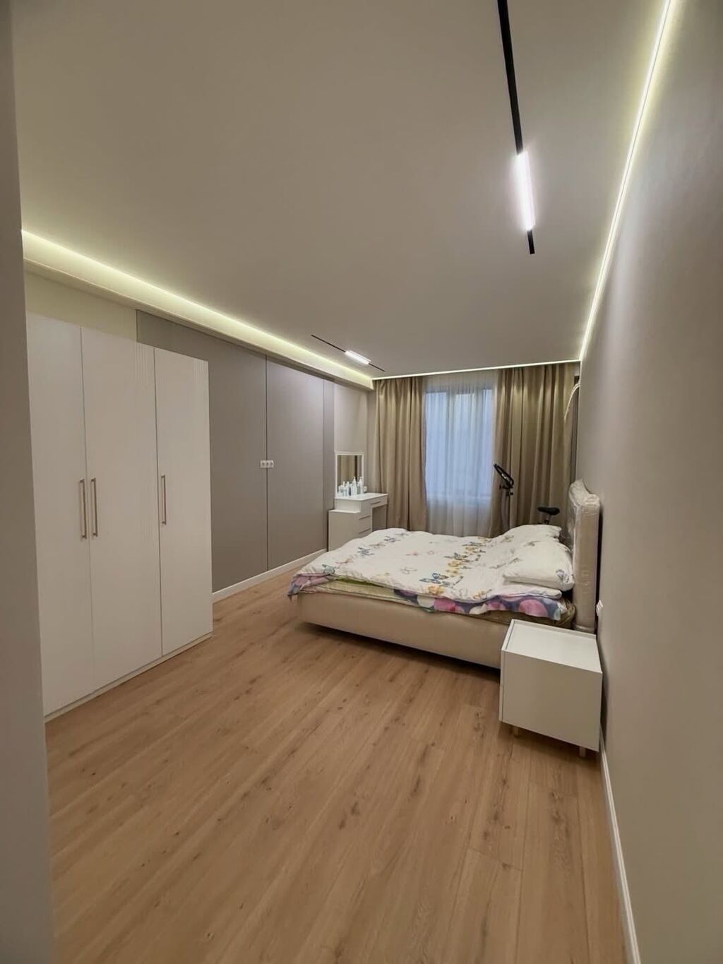 3 комнаты, 111 м², 12 мкр Элитка, 8 этаж, Дизайнерский ремонт: фото 4