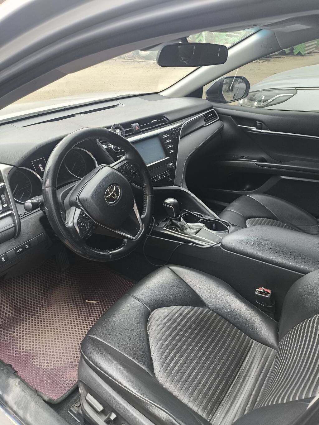 Toyota Camry: 2018 г., 2.5 л, Автомат, Бензин, Седан: фото 7