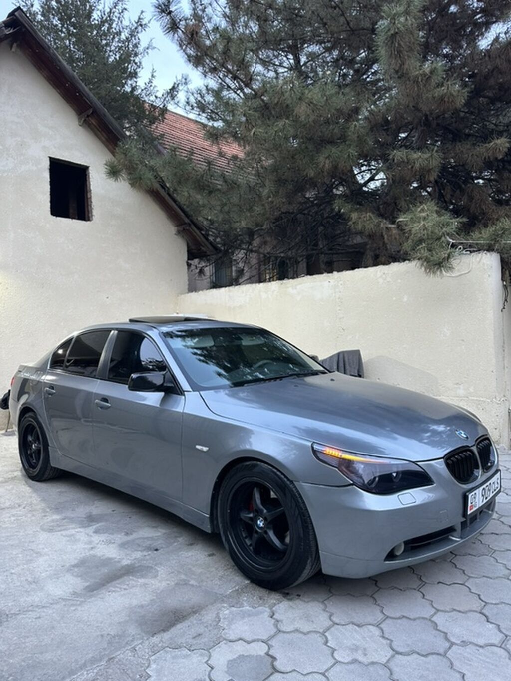 BMW 5 series: 2004 г., 3 л, Автомат, Бензин, Седан: фото 3