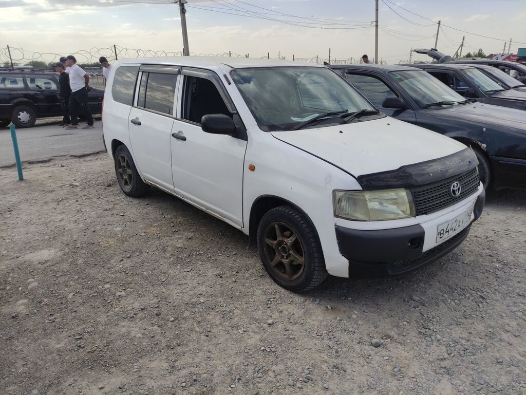 Toyota Probox: 2007 г., 1.5 л, Автомат, Бензин, Универсал: фото 2