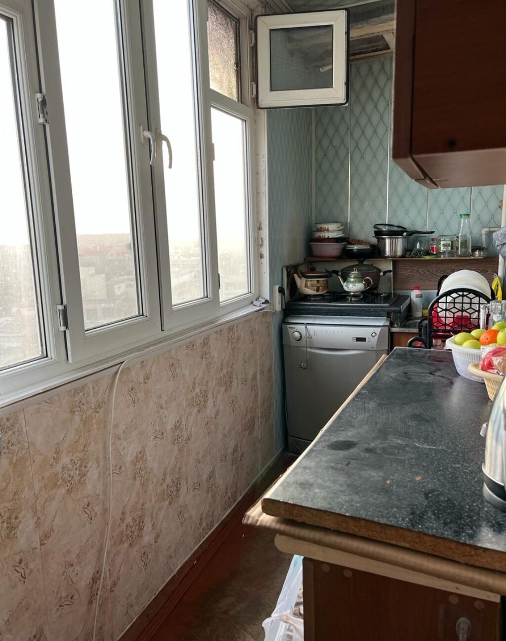 Bakı, Hövsan qəs., 3 otaqlı, Köhnə tikili, m. Həzi Aslanov, 61 kv. m