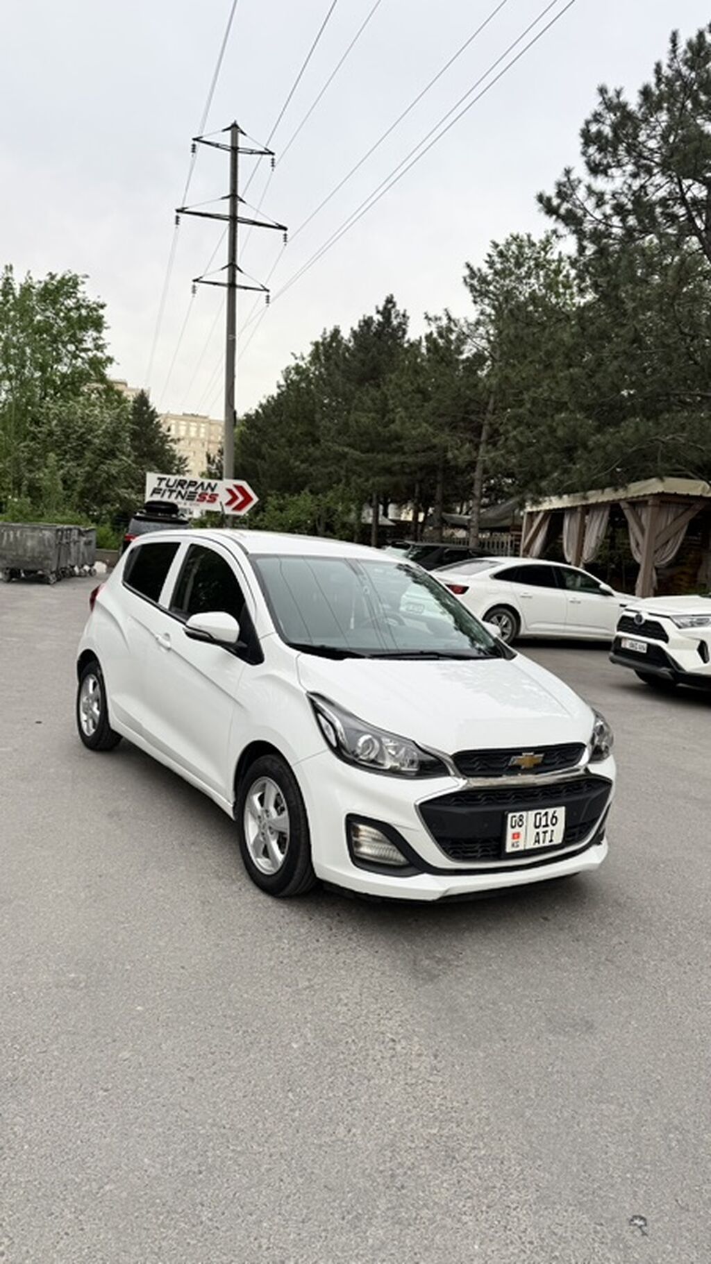Chevrolet Spark: 2019 г., Автомат, Бензин, Хэтчбэк: фото 1