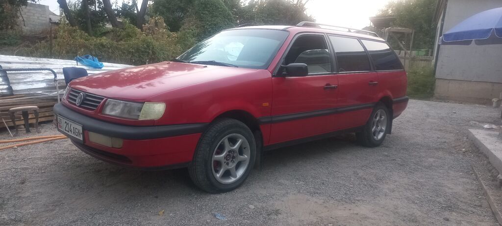 Volkswagen Passat Variant: 1995 г., 1.8 л, Механика, Бензин, Универсал: фото 2