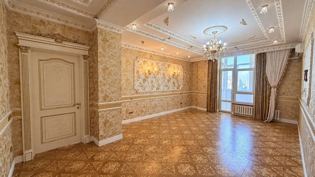 Продам! 6комн. пентхаус с террасой, Филармония, 379т$ +2 подземных: фото 2
