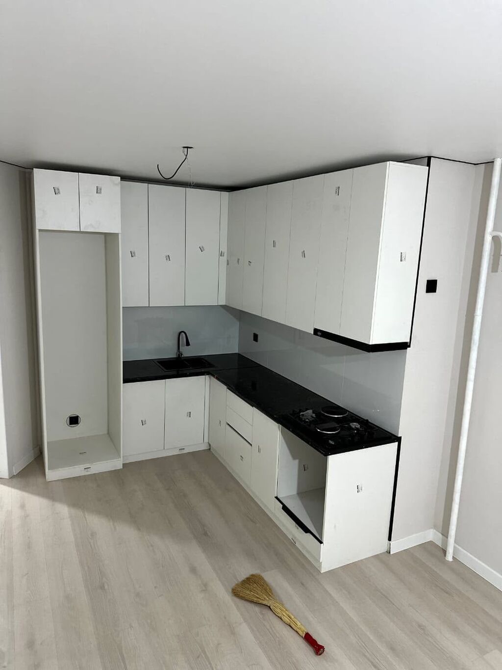 1 комната, 53 м², Пишпек Элитка, 10 этаж, Евроремонт: фото 3