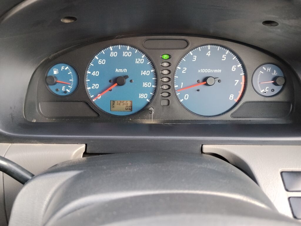 Nissan Serena: 2000 г., 2 л, Автомат, Бензин, Минивэн: фото 6