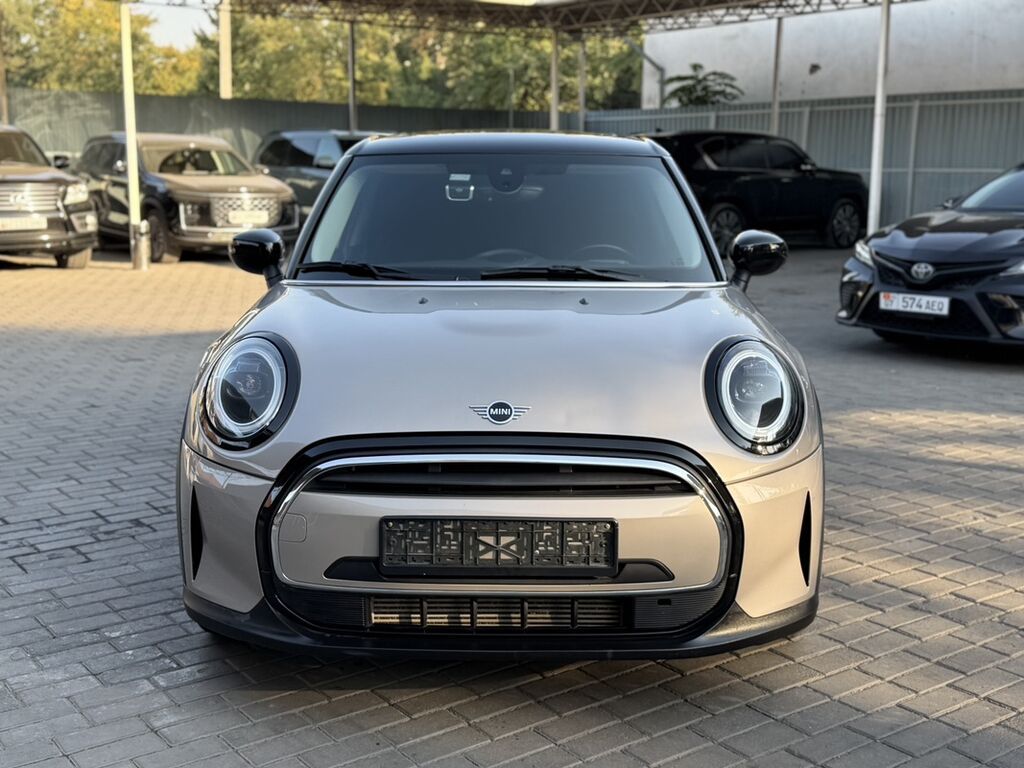 Mini Mini Cooper (2002-Present): 2021 г., 1.5 л, Автомат, Бензин, Хэтчбэк: фото 2