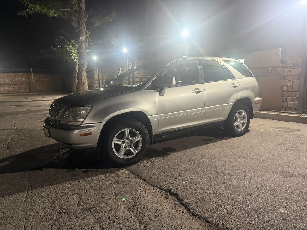 Lexus RX: 2001 г., Автомат, Бензин, Кроссовер: фото 3