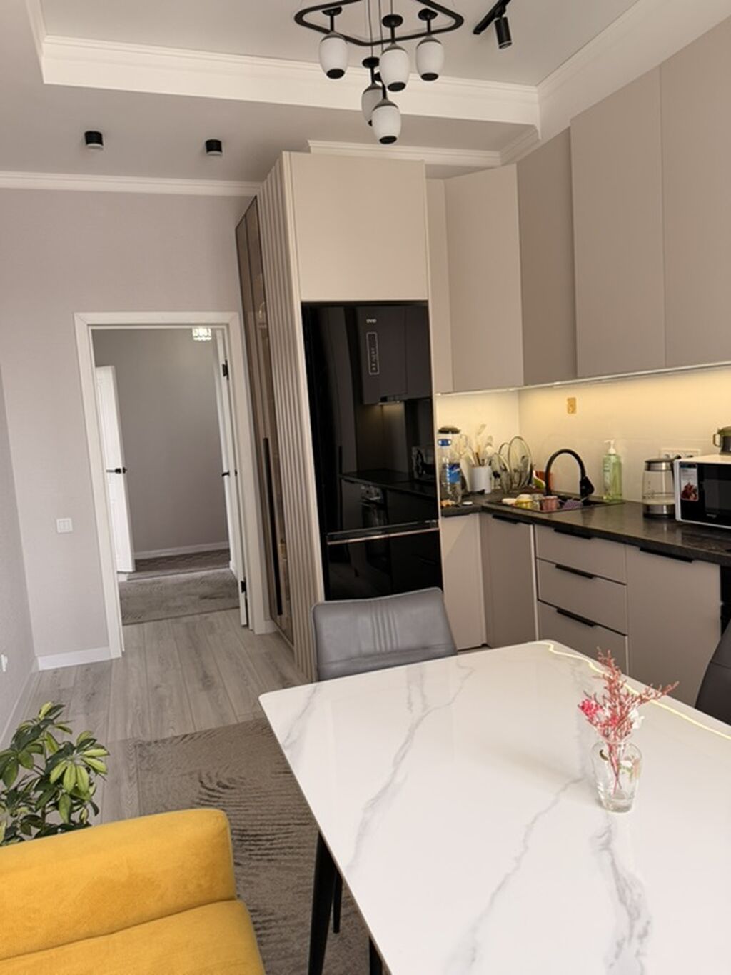 2 комнаты, 69 м², Кок-Жар мкр Элитка, 4 этаж, Дизайнерский ремонт