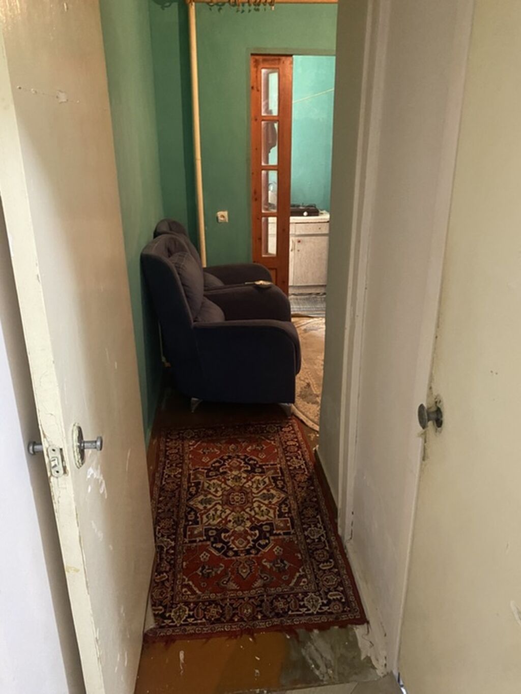 Kirayə mənzil – 2otaqlı, ayrı mətbəxli Plan və yerləşmə: - Yığcam 1