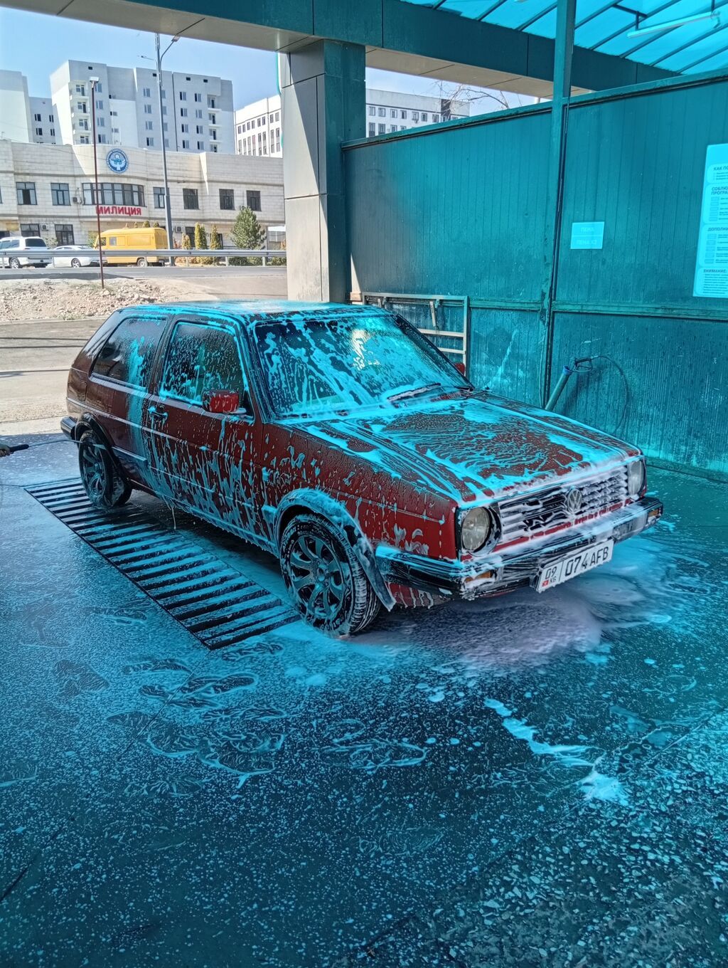 Volkswagen Golf: 1988 г., 1.6 л, Механика, Бензин, Хэтчбэк: фото 4