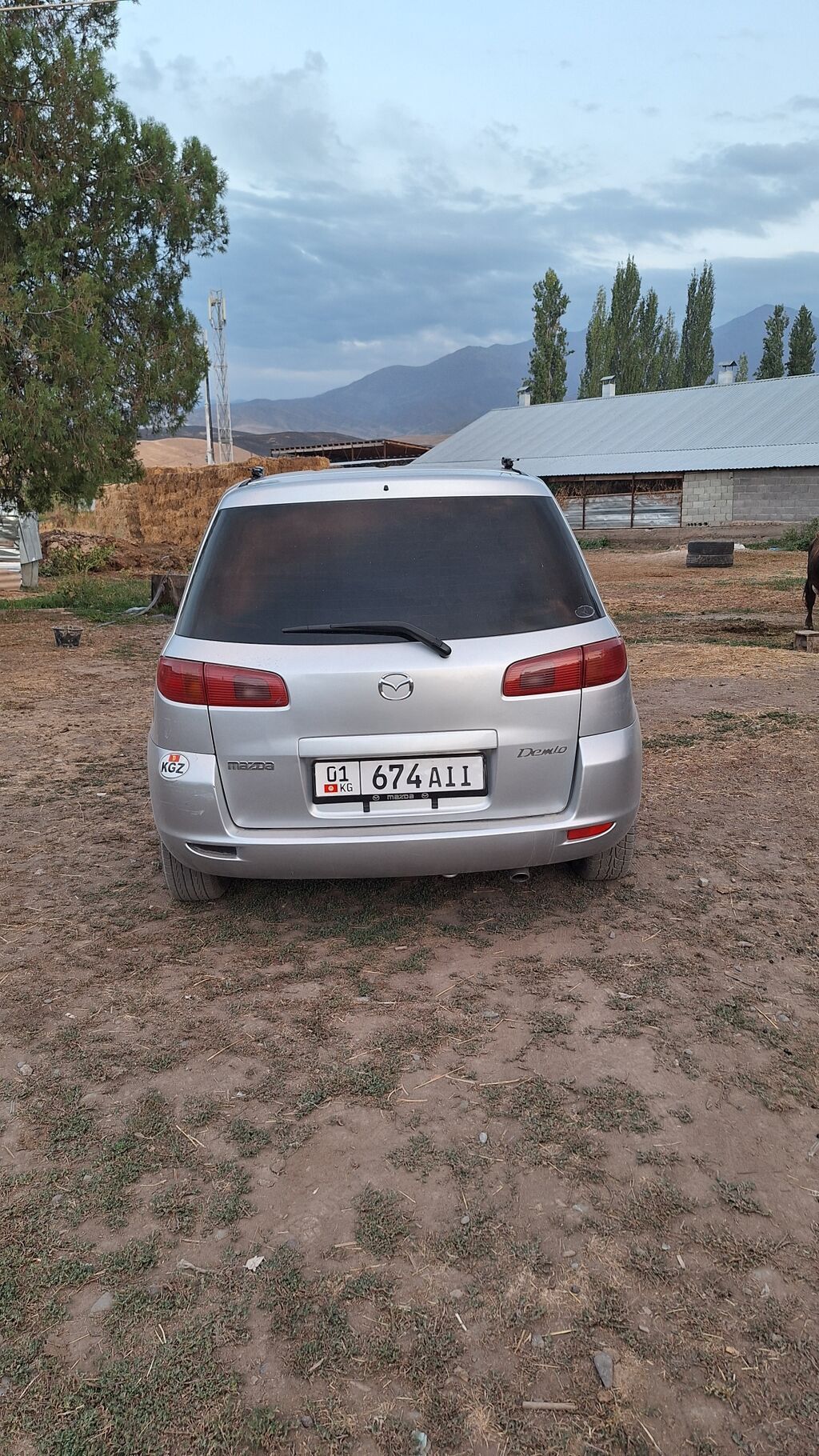 Mazda Demio: 2003 г., 1.3 л, Автомат, Бензин, Хэтчбэк: фото 4