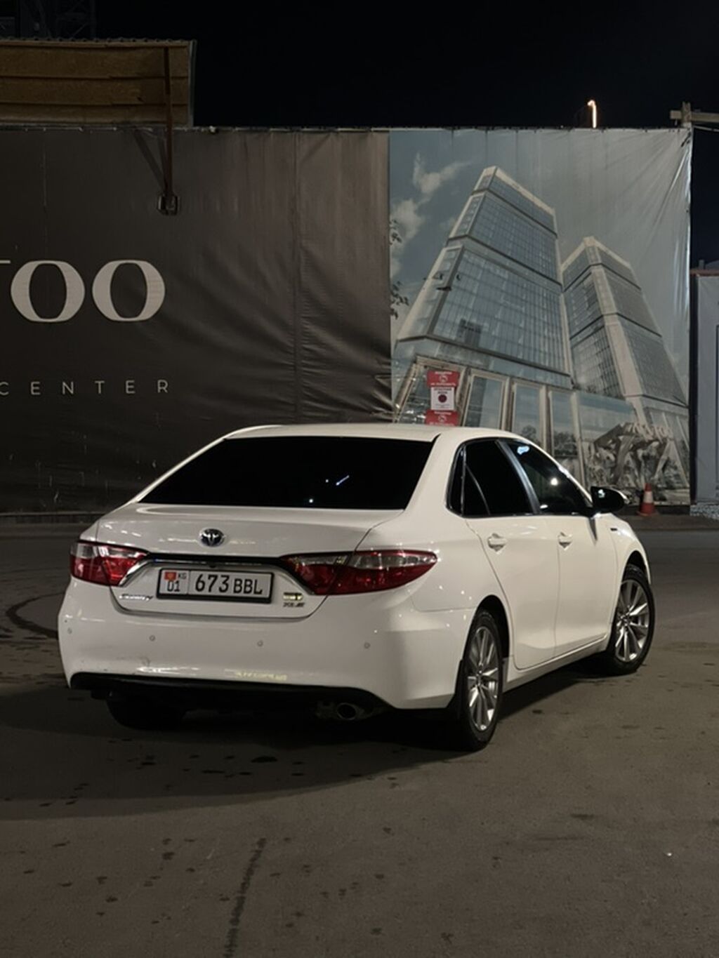 Toyota Camry: 2017 г., 2.5 л, Вариатор, Гибрид, Седан: фото 2