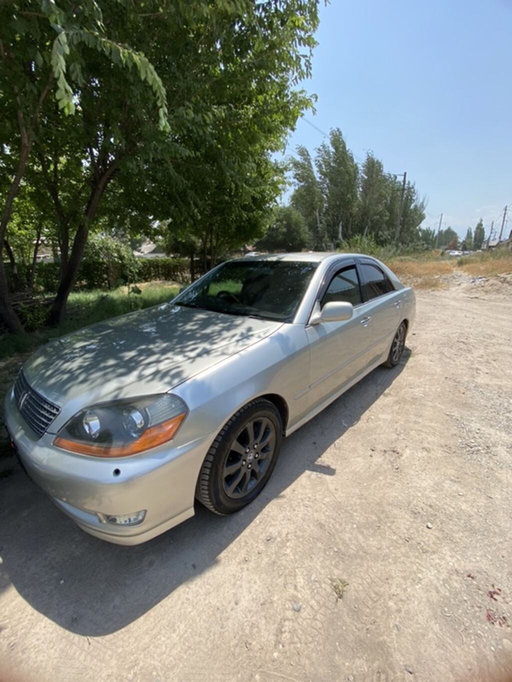 Toyota Mark II: 2003 г., 2 л, Автомат, Бензин, Седан: фото 2