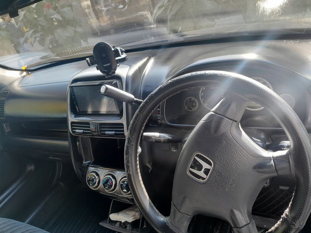 Honda CR-V: 2004 г., 2 л, Автомат, Бензин, Кроссовер: фото 2