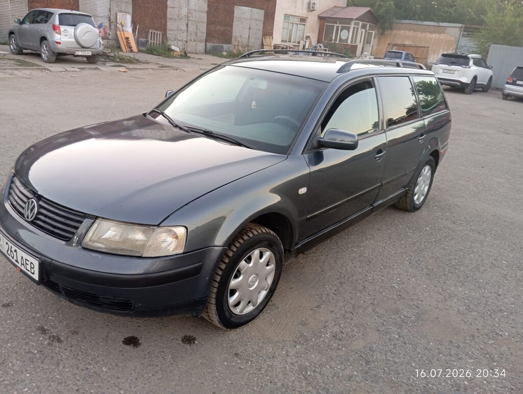 Volkswagen Passat Variant: 2000 г., 1.8 л, Механика, Бензин, Универсал: фото 1