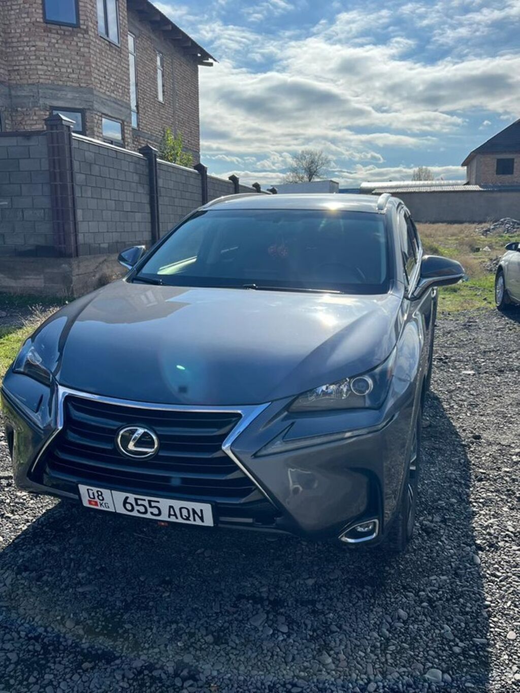 Lexus NX: 2016 г., 2 л, Автомат, Бензин, Кроссовер: фото 2