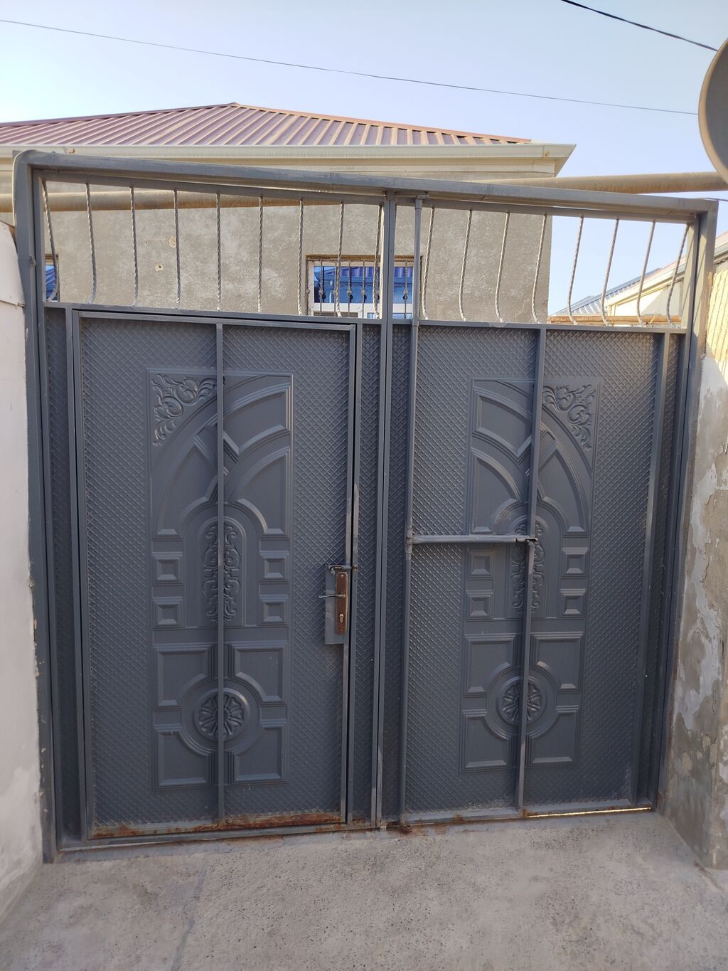 Binə 3 otaqlı, 72 kv. m, Yeni təmirli