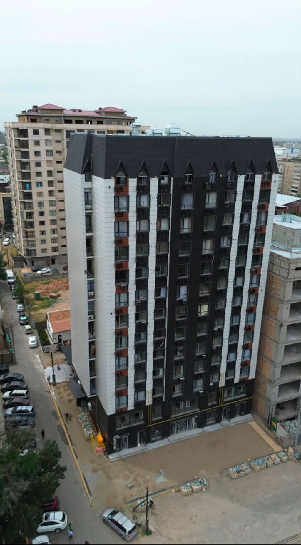 2 комнаты, 62 м², Боконбаева/Уметалиева Элитка, 11 этаж, Дизайнерский ремонт: фото 1