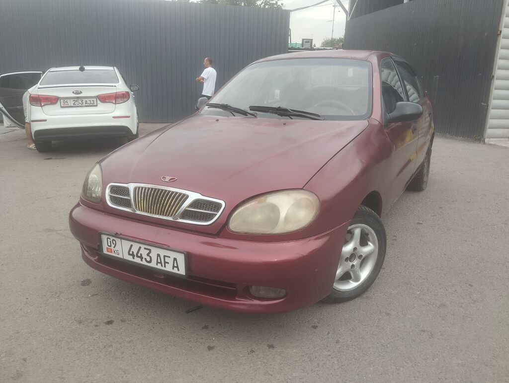 Daewoo Lanos: 1997 г., 1.5 л, Автомат, Бензин, Седан: фото 2