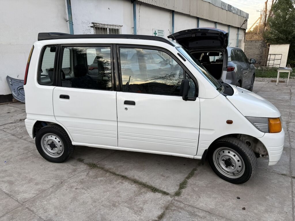 Daihatsu Move: 1999 г., 0.8 л, Бензин, Хэтчбэк: фото 2