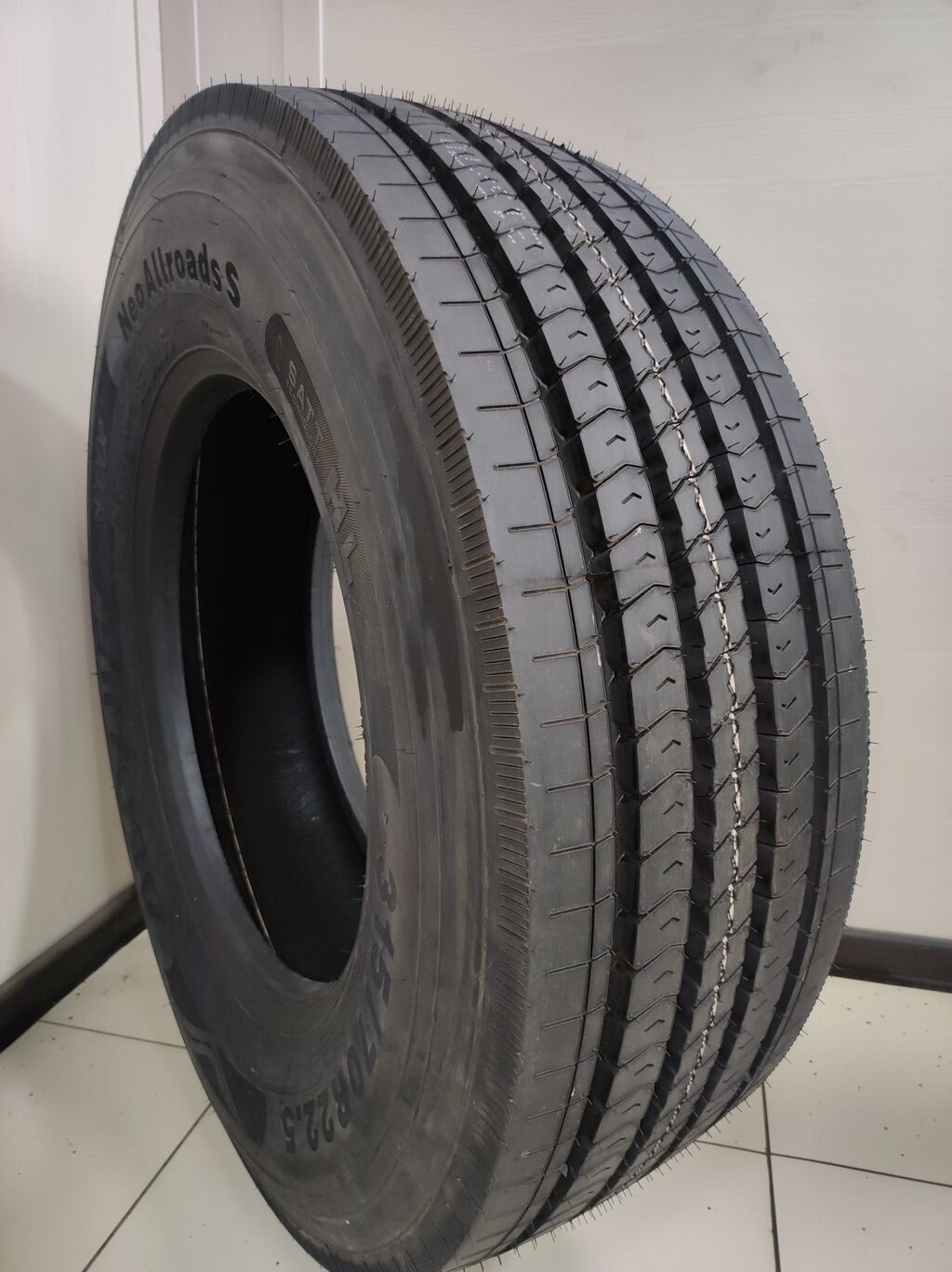 Шины 315/70R22.5 предназначены для установки на грузовые автомобили на: фото 2
