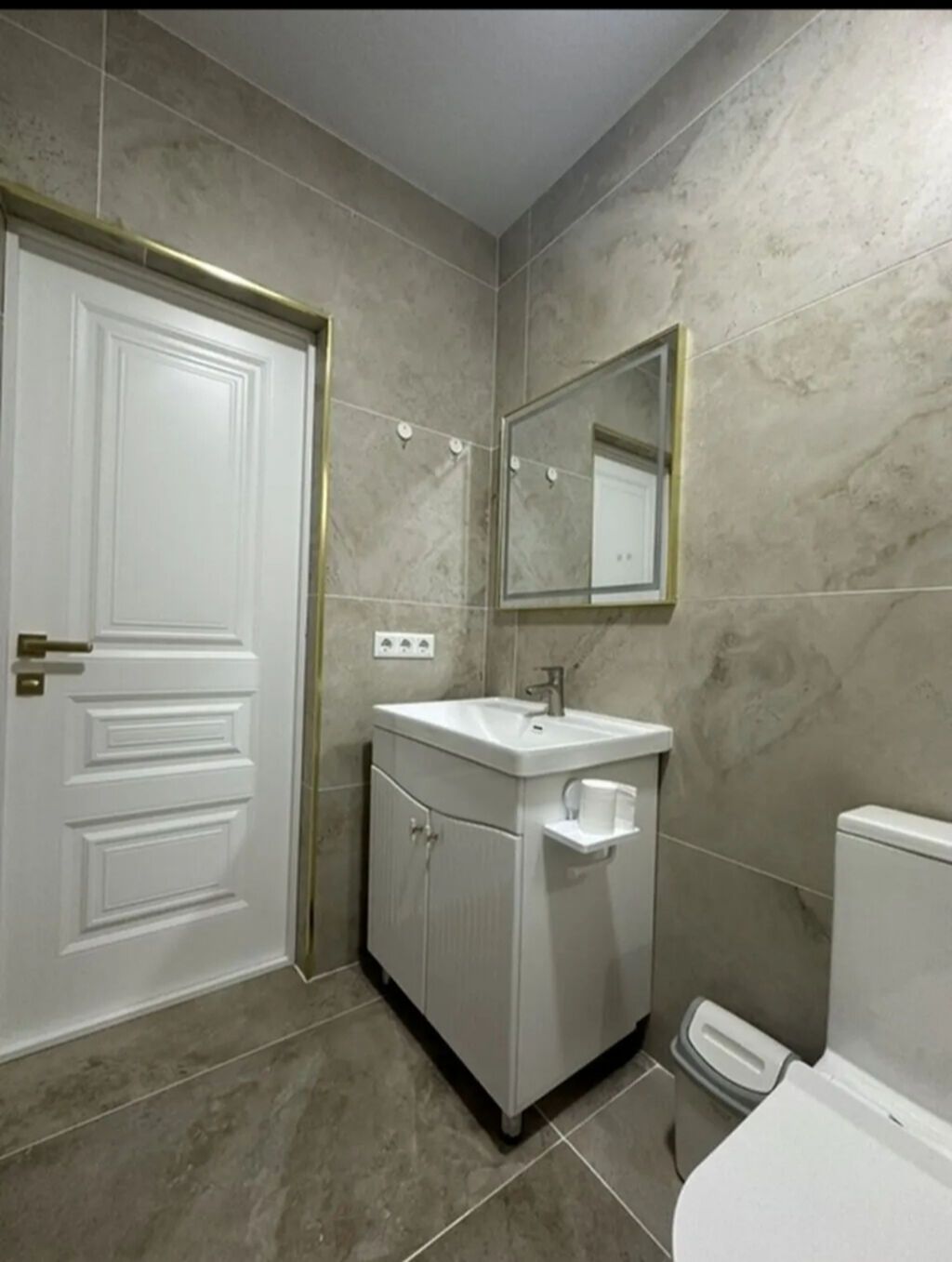 3 комнаты, 77 м², Пишпек Элитка, 6 этаж, Евроремонт: фото 8