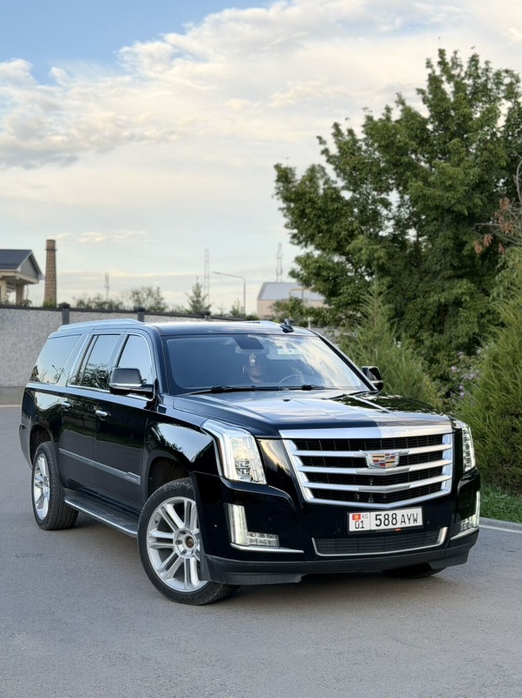 Cadillac Escalade: 2019 г., 6.2 л, Автомат, Бензин, Внедорожник: фото 5