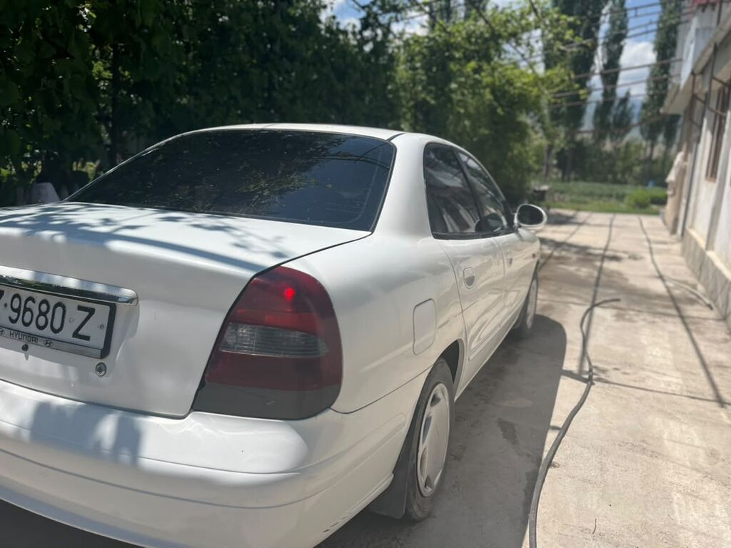 Daewoo Nubira: 1999 г., 1.5 л, Механика, Бензин, Седан: фото 2