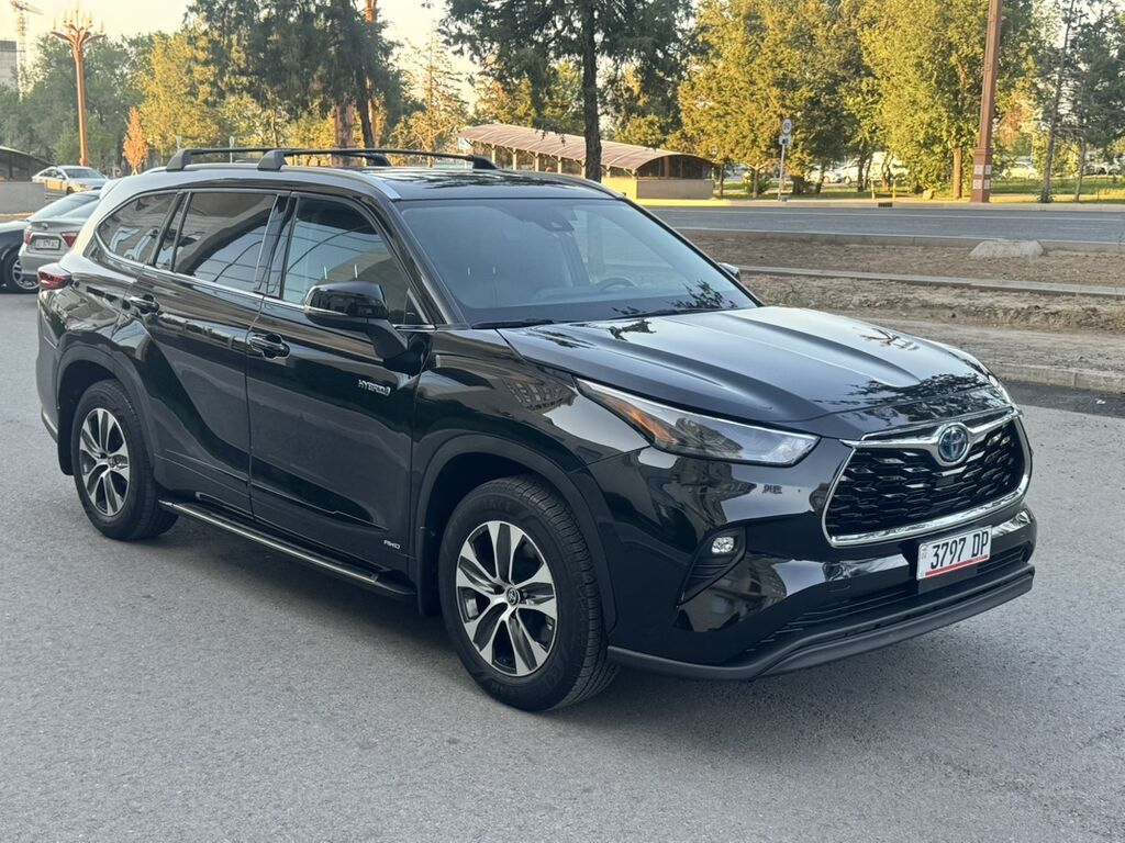 Toyota Highlander: 2021 г., 2.5 л, Автомат, Гибрид, Кроссовер: фото 3