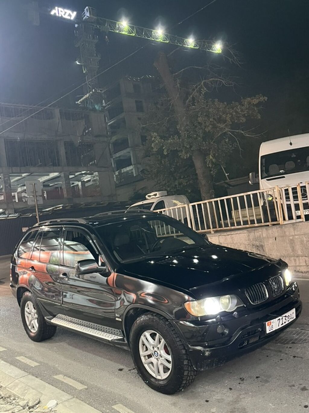 BMW X5: 2002 г., 3 л, Автомат, Дизель, Кроссовер: фото 2