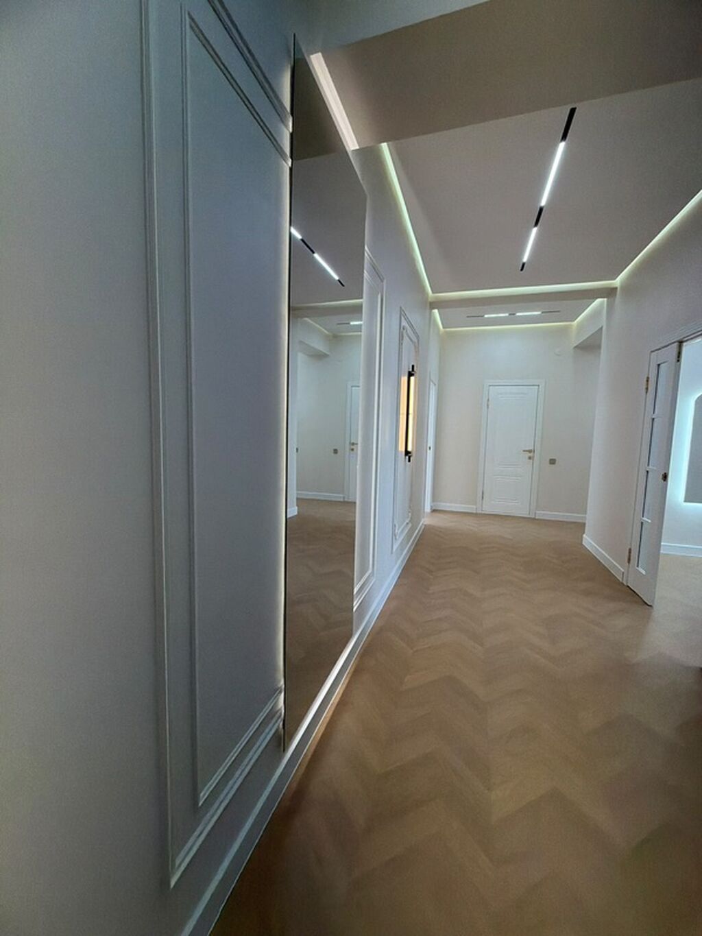 3 комнаты, 77 м², Резиденция, Элитка, 10 этаж, Дизайнерский ремонт: фото 8