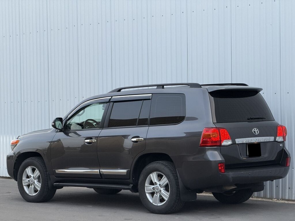 Toyota Land Cruiser: 2012 г., 4.6 л, Автомат, Бензин, Внедорожник: фото 4