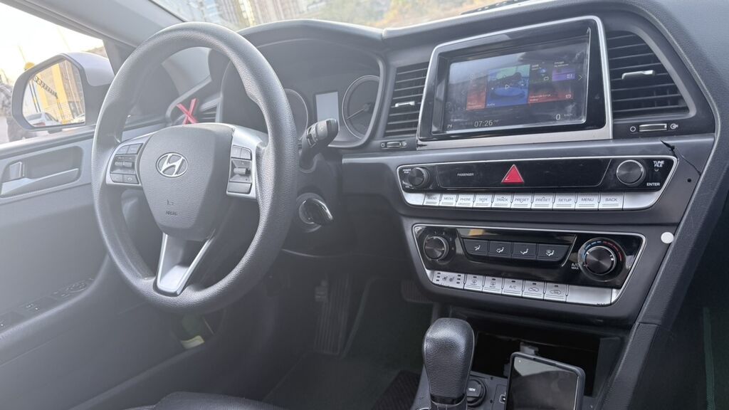 Hyundai Sonata: 2018 г., 2 л, Автомат, Бензин, Седан: фото 7