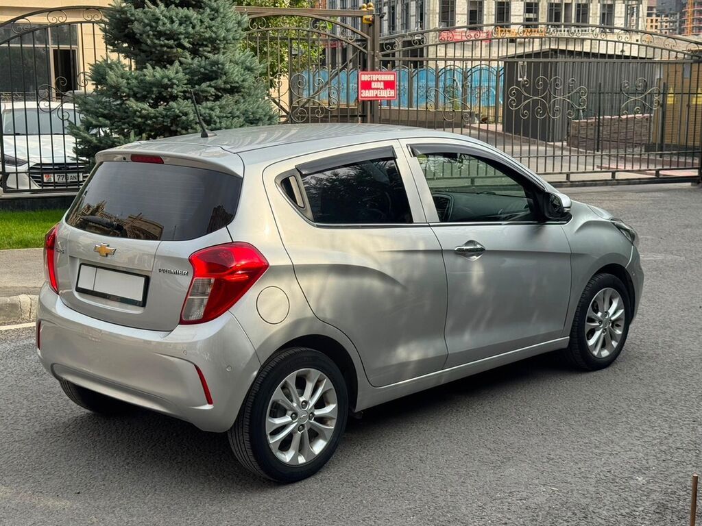Chevrolet Spark: 2019 г., 1 л, Автомат, Бензин, Хэтчбэк: фото 4
