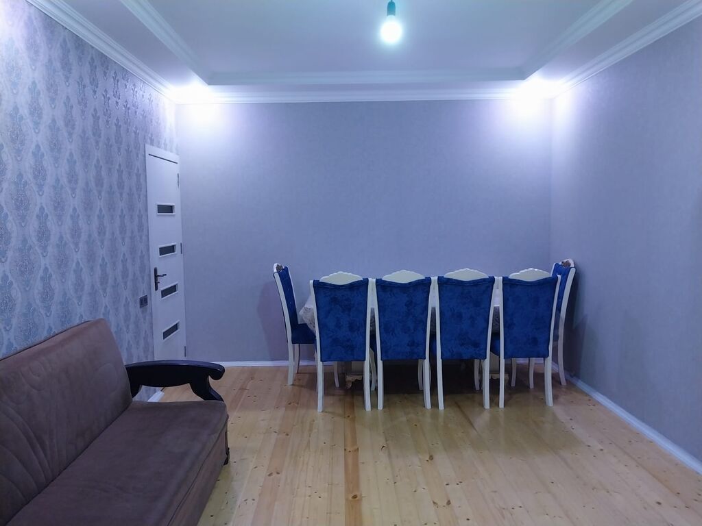 6 otaqlı, 220 kv. m, Yeni təmirli
