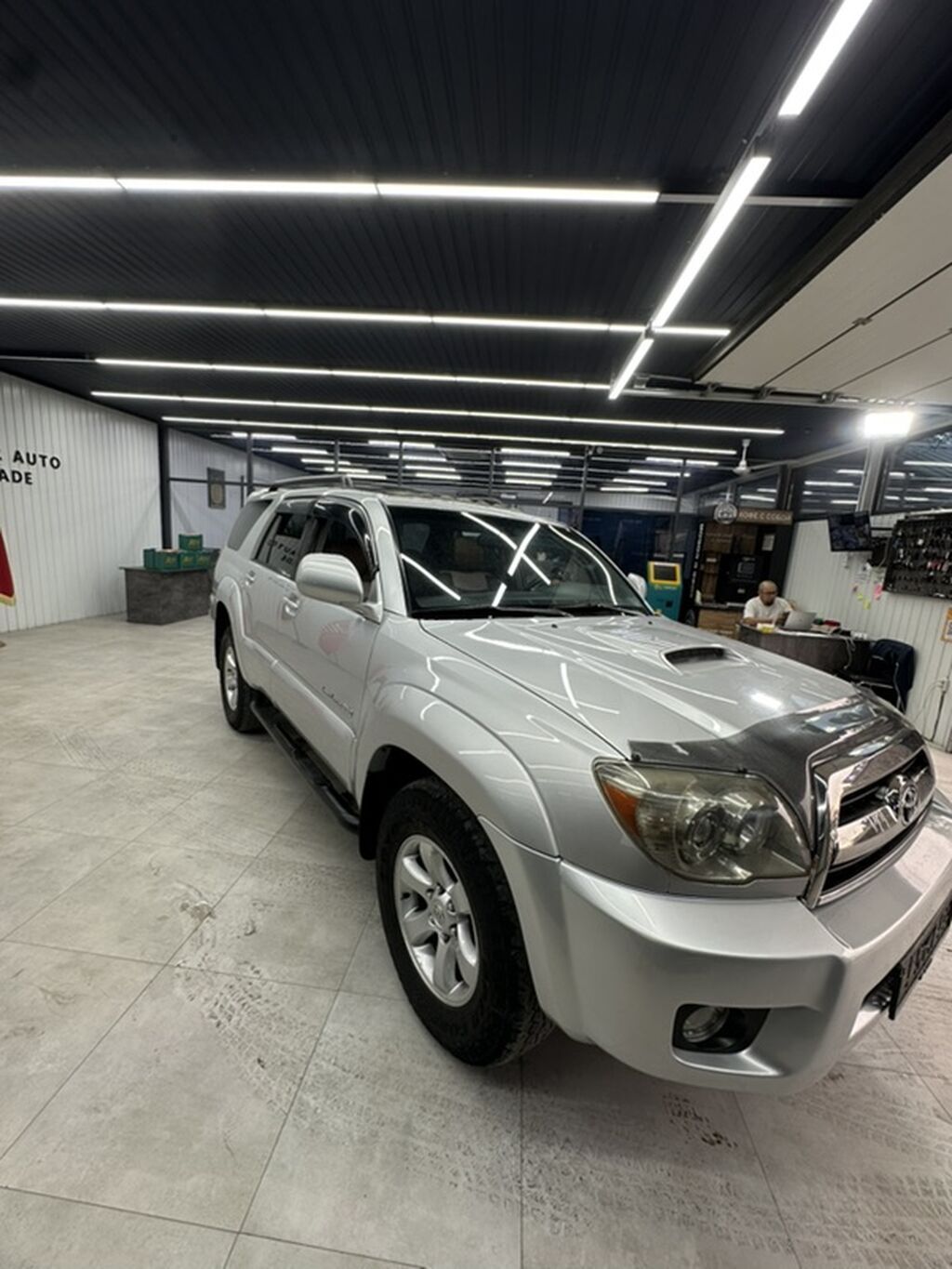 Toyota 4Runner: 2006 г., 4 л, Автомат, Газ, Внедорожник: фото 2