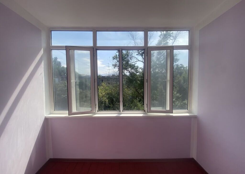 2 комнаты, 43 м², 10 мкр 104 серия, 4 этаж, Евроремонт: фото 6