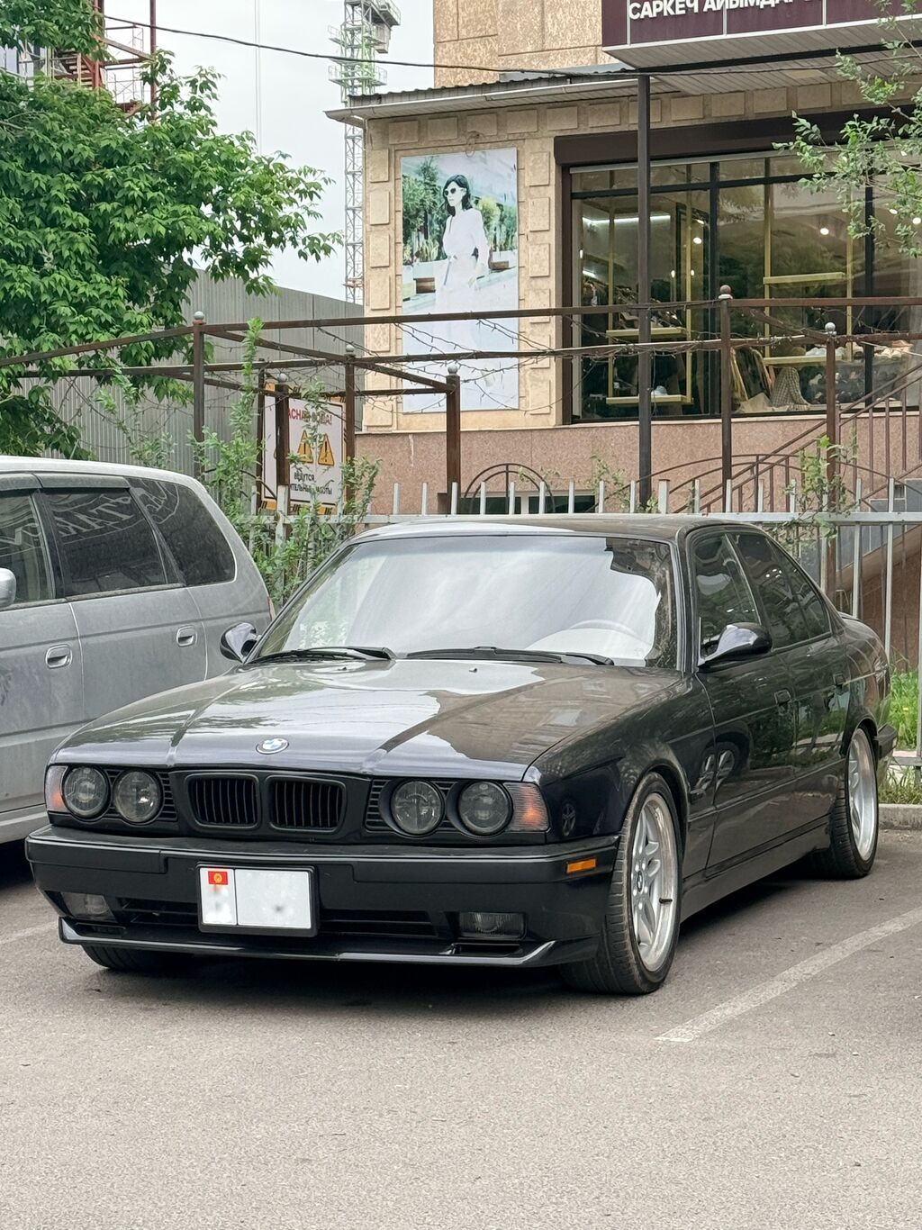 BMW 5 series: 1996 г., 3.2 л, Механика, Бензин, Седан: фото 2