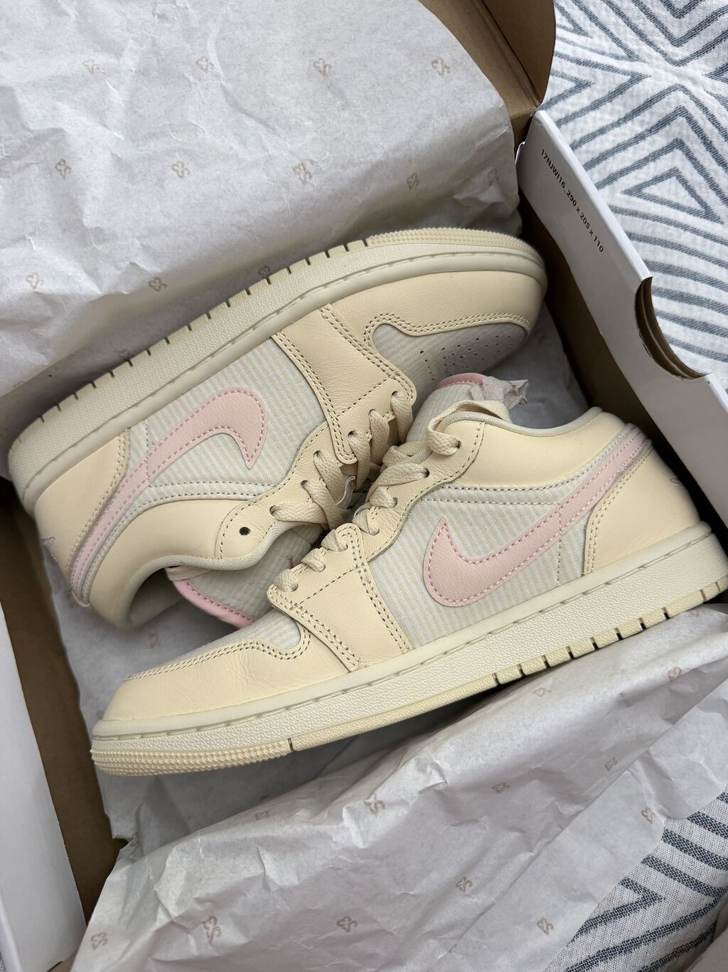Кроссовки Nike Air Jordan 1 Low - Цвет: кремовый (ваниль) с мягкими: фото 5