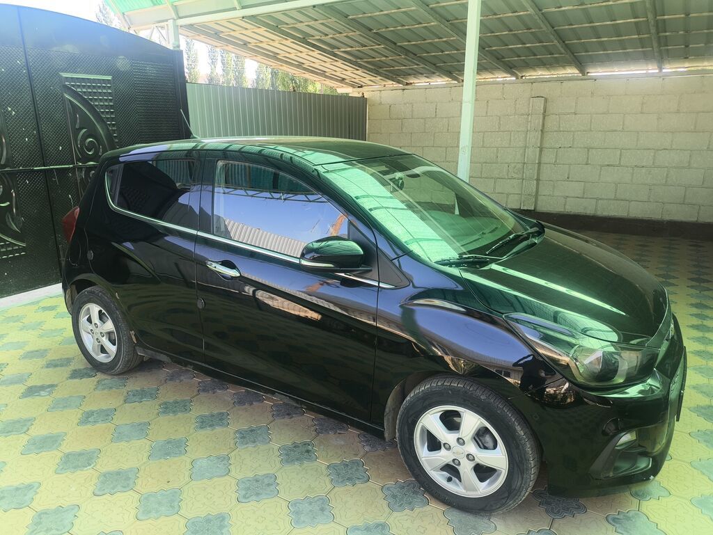 Chevrolet Spark: 2018 г., 1 л, Вариатор, Бензин, Хэтчбэк: фото 3