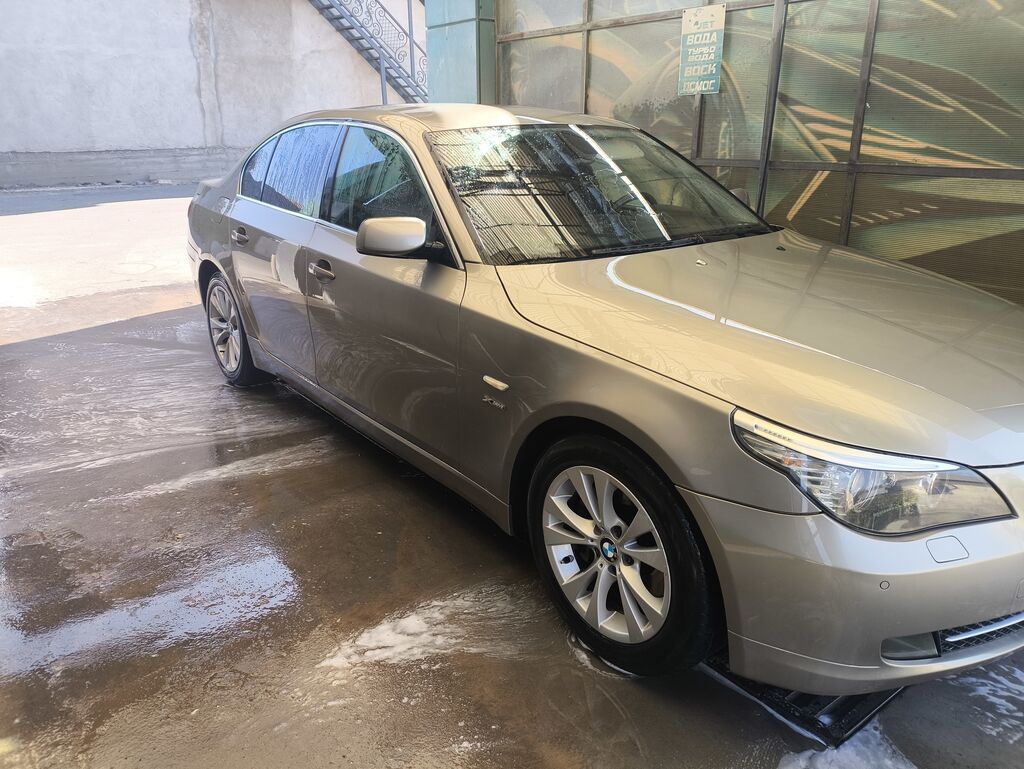 BMW 525: 2009 г., 3 л, Автомат, Бензин, Седан: фото 2