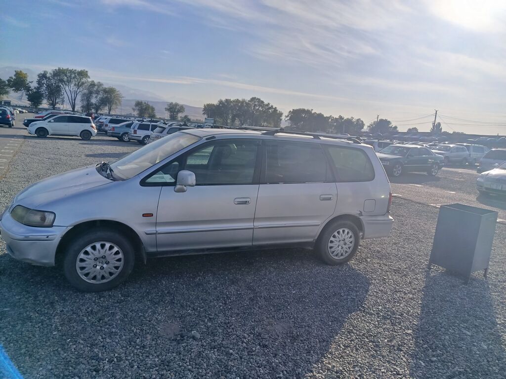 Honda Shuttle: 1999 г., 2.3 л, Автомат, Бензин, Универсал: фото 4