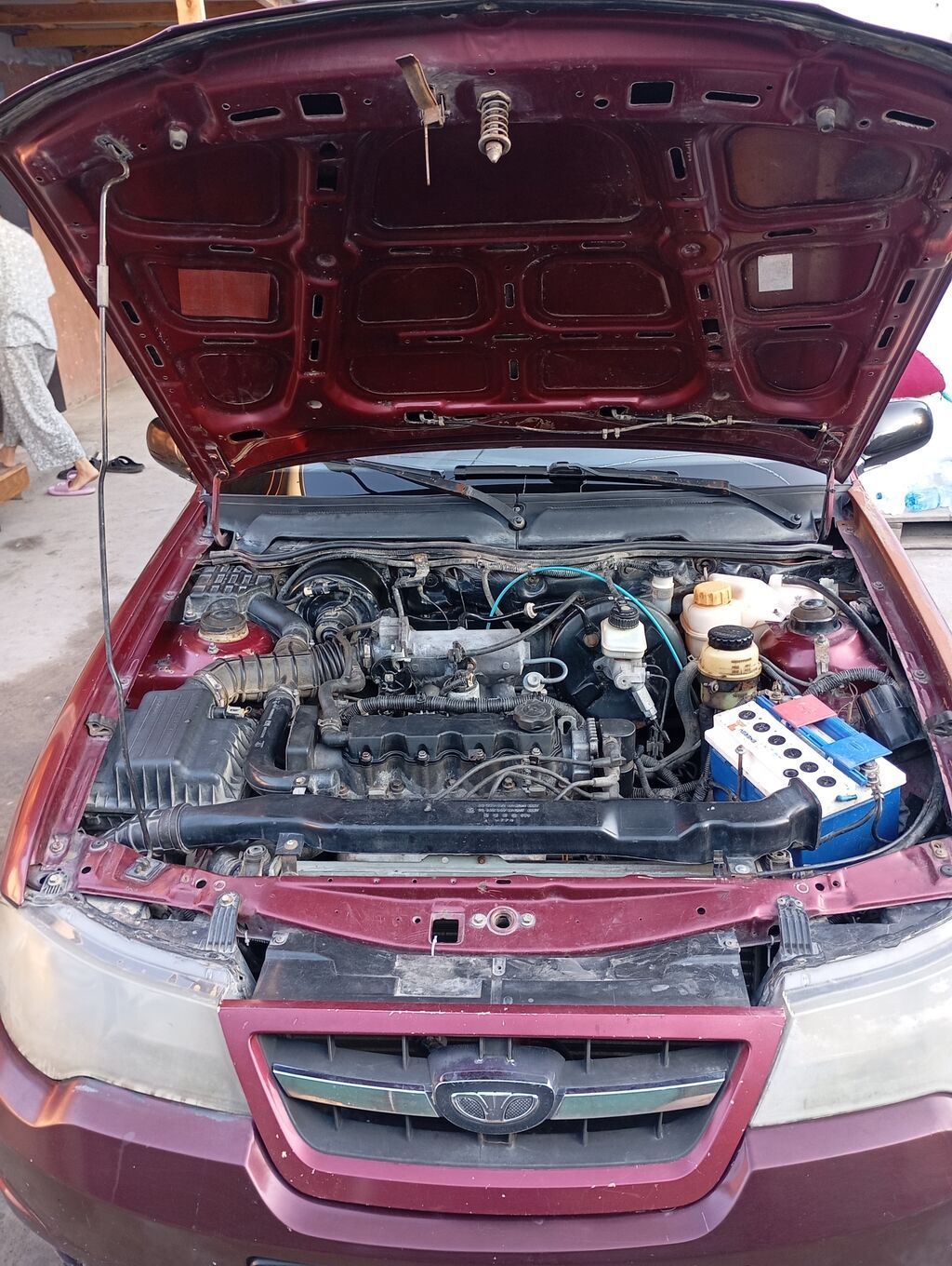 Daewoo Nexia: 2008 г., 1.5 л, Механика, Седан: фото 5