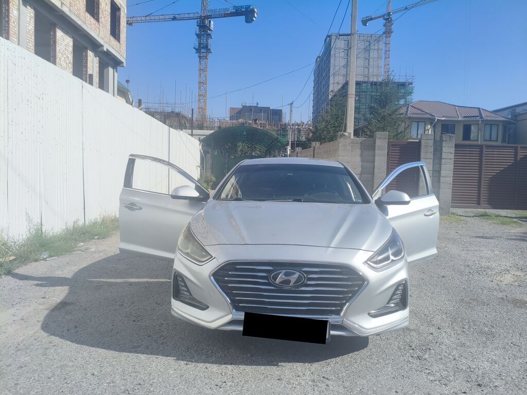 Hyundai Sonata: 2018 г., 2 л, Автомат, Газ, Седан: фото 2