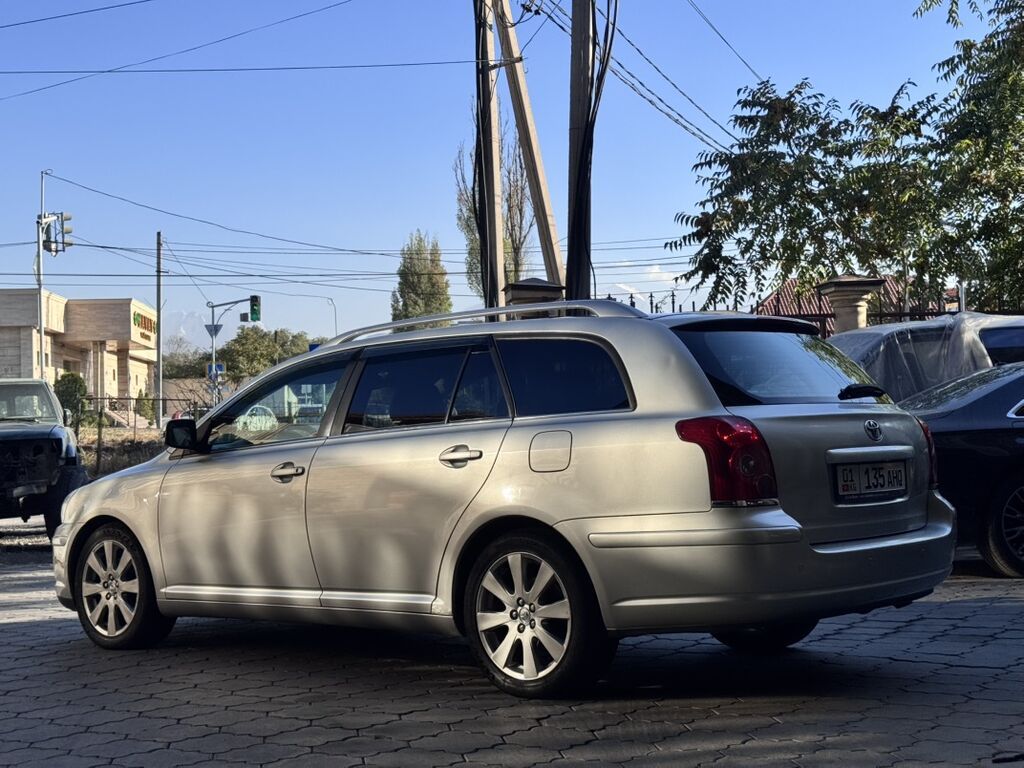 Toyota Avensis: 2008 г., 2 л, Механика, Дизель, Универсал: фото 6