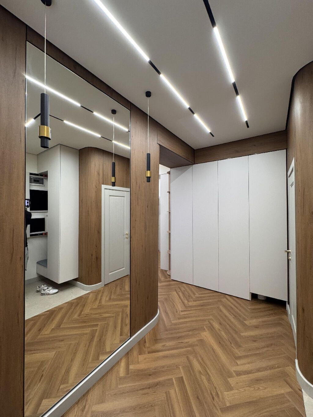 3 комнаты, 107 м², Асанбай мкр Элитка, 11 этаж, Евроремонт: фото 3