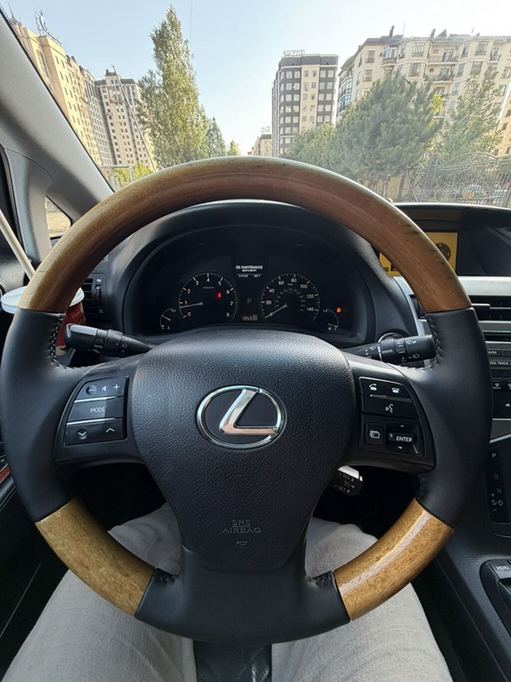 Lexus RX: 2010 г., 3.5 л, Автомат, Бензин, Кроссовер: фото 6