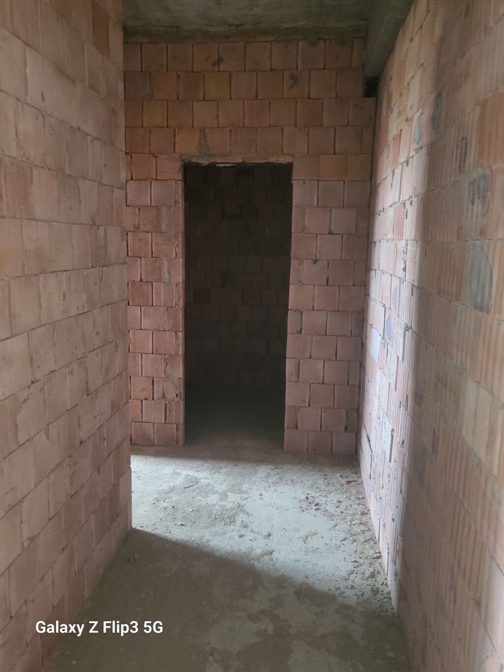 3 otaqlı, Yeni tikili, 73 kv. m