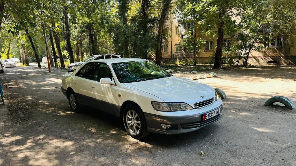 Toyota Windom: 2001 г., 2.5 л, Автомат, Бензин, Седан: фото 2